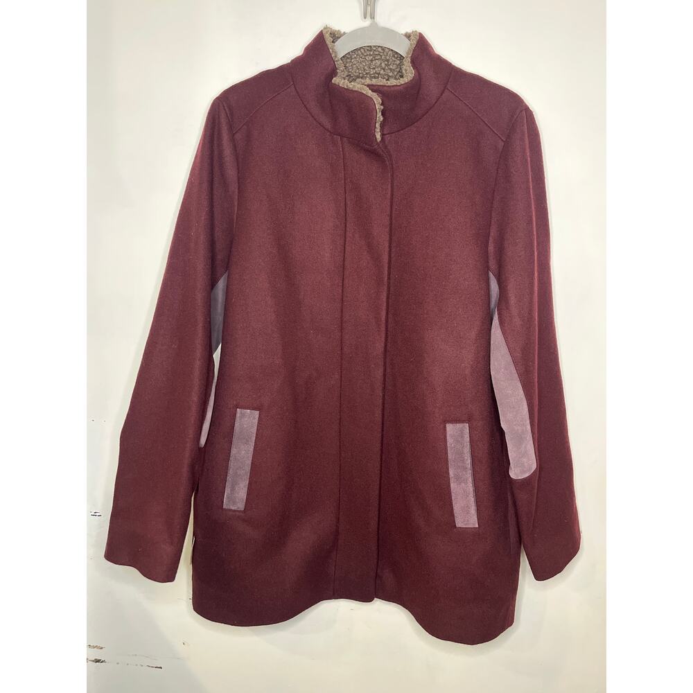 RARE BURGUNDY UGG COAT SIZE M